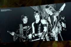 Hellhammer-aufgeklappt